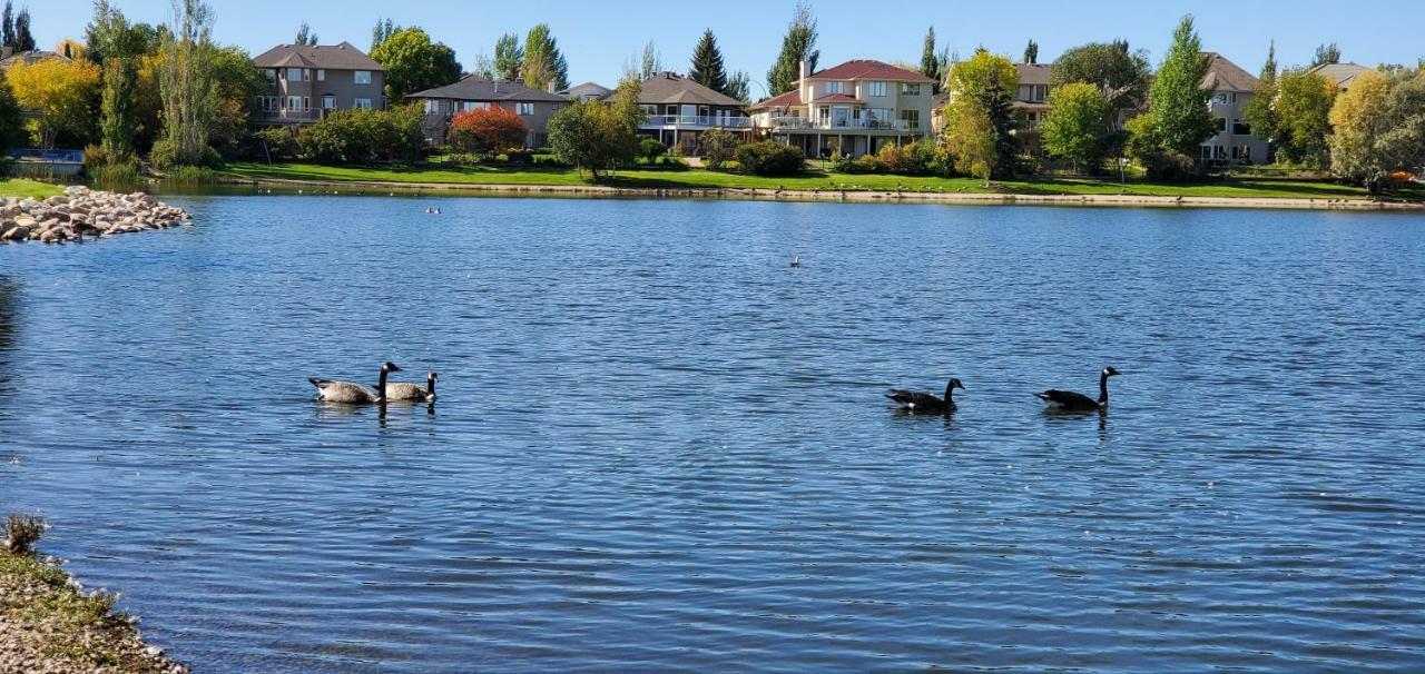 Saskatoon Lashyn Cove Homestay Экстерьер фото